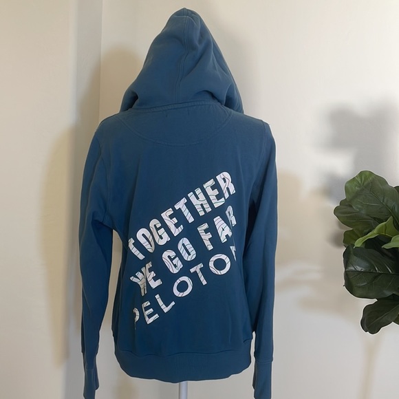 Peloton Hoodie Size Medium - Picture 3 of 6